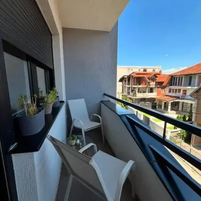 Niš East gate APT with balcony and free private Parking