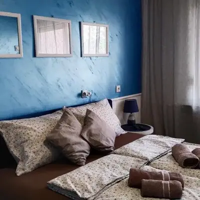 Lela's home (Lelin dom)