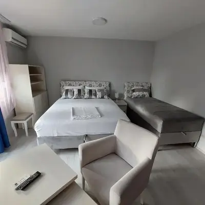 Apartments MIMOZA
