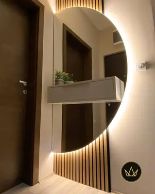 a bathroom with a mirror and a shelf with a plant at Metropolitan Royal in Jagodina