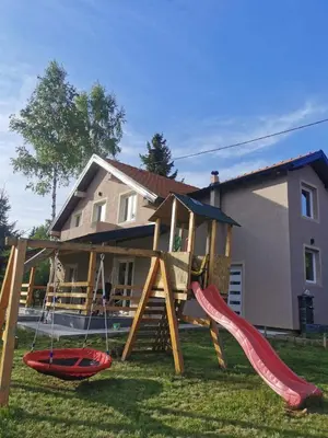 Gallery image of Apartmani Shark in Pršini
