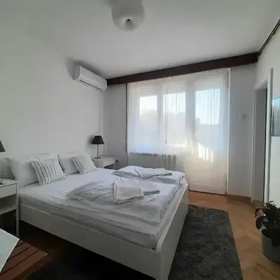 Vrnjci House