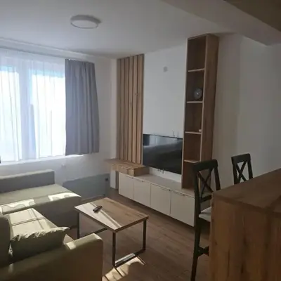 Pogled Contra