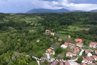 an aerial view of a house in a field at Gabrielin kutak in Mužinac