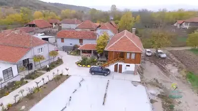 an aerial view of a house with a driveway at Etno selo Katunija in Katun