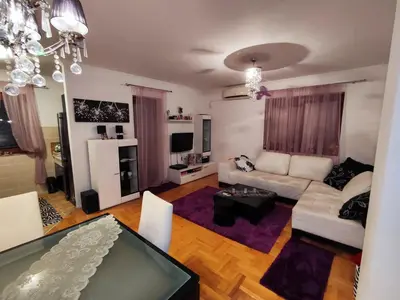 Gallery image of Stan 75m2 in Niš