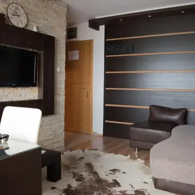 Apartment 204
