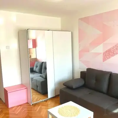 Charming Downtown Room