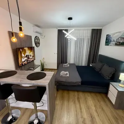Royal Apartmani 2