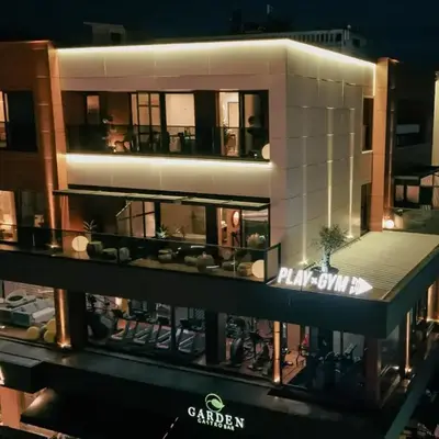 Zyra boutique hotel