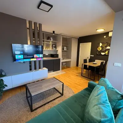 NAR Royalton Deluxe Apartment #74 Free Parking
