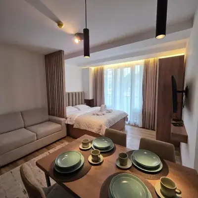 E&E Apartman