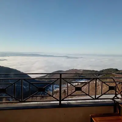 Pogled sa oblaka -- View from the clouds