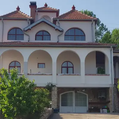 Knez Apartmani