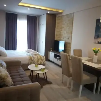 Milmari resort Sara P61