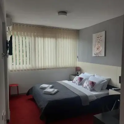 Rooms S&S Milicevic u strogom centru Aleksandrovca