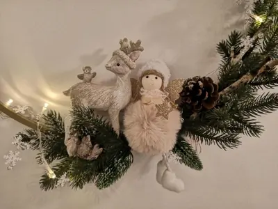 a christmas wreath with a deer and a snowman at P20 Milmari, DeLuxe Studio, Kopaonik in Kopaonik