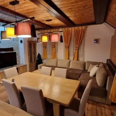 Ski House