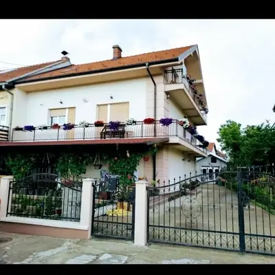 Privatni smestaj - Grujic