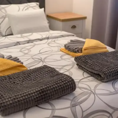 Tanis Apartments