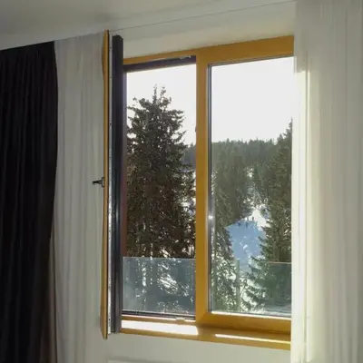 Woodside Kopaonik 212